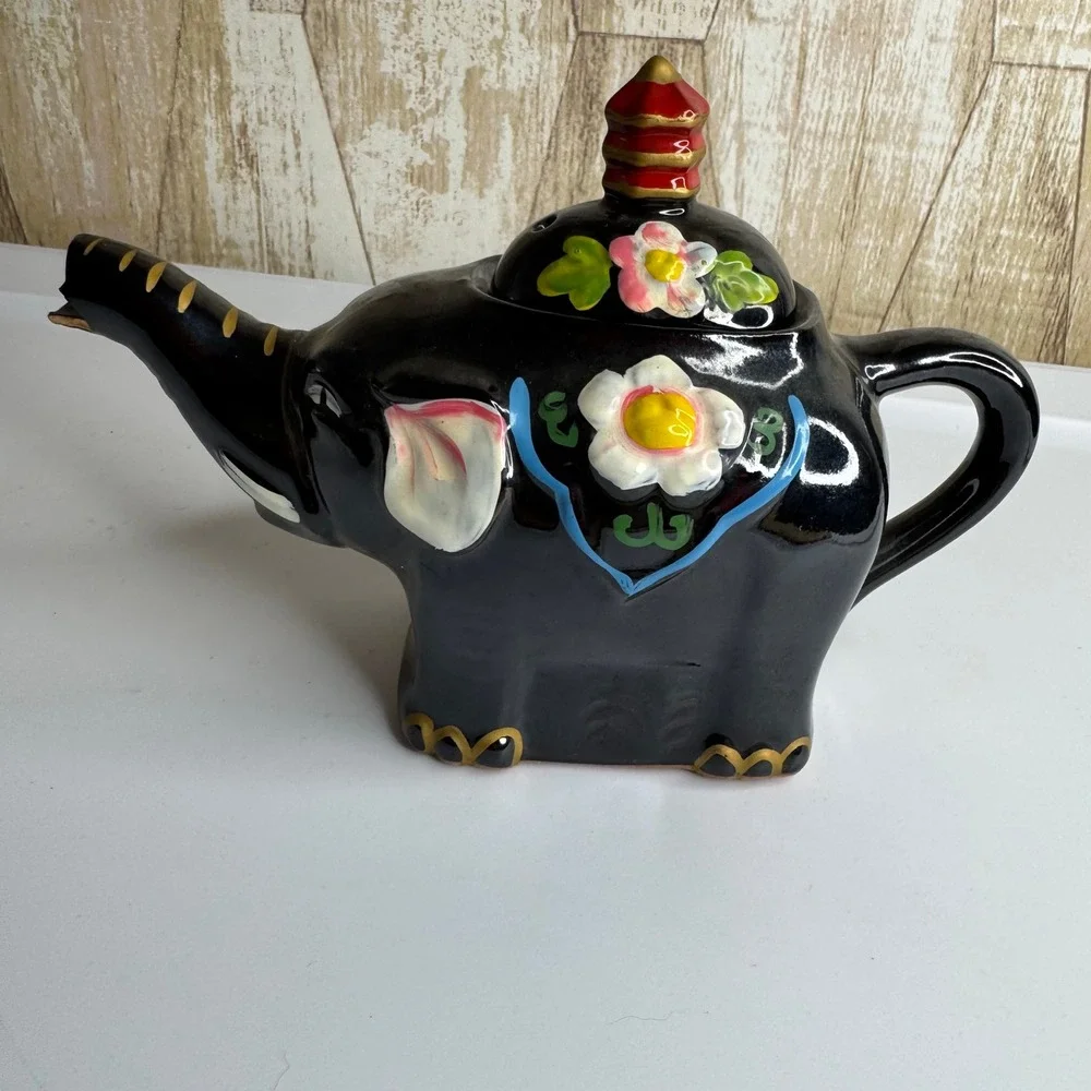 Vintage Black Elephant Teapot Ceramic Floral Design with Lid‎ Unique Collectible